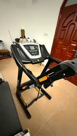 r0Electric Treadmill for sale.