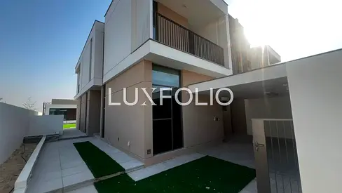 Corner Unit | Landscaped | Elevated