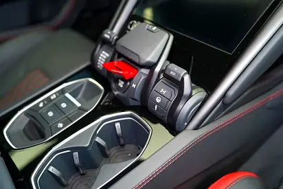 2023 Lamborghini URUS 缩略图 13