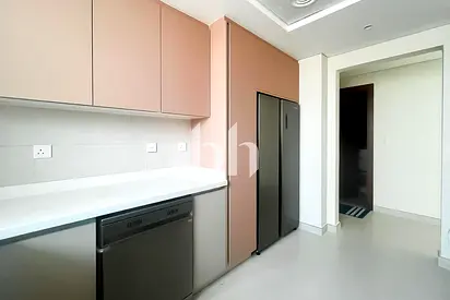 Amazing Amenities | Bright | New | Maids