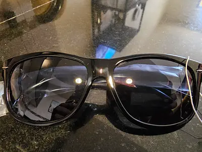 Levis Wayfarer Sunglasses