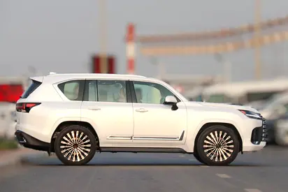 صورة 3 لـ 2026 Lexus LX-SERIES