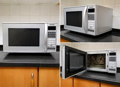 Panasonic Countertop Microwave - Good Working Condition