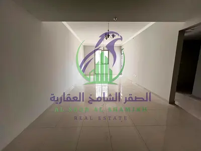شقة غرفتين وصالة في الخان بإطلالة جانبية مع موقف مجاني وغرفتين ماستر وبلكونة وستور وثلاث حمامات داخل بناية جديدة