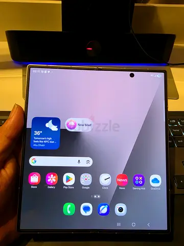Samsung Z Zold 7 512GB - Used less than 24 Hours