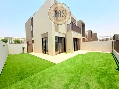Ready to Move | 4BR + Maid | Middle Corner | Prime Community Location