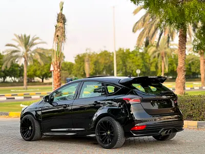 2017 FORD FOCUS — фото 6