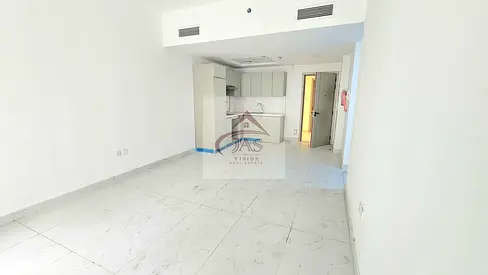 2 Bed + Maids | High Floor | Fitted Kitchen