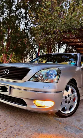 Lexus LS 430 Full Ultra 2001 - Japanese Specs - Pristine Condition
