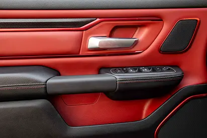صورة 13 لـ 2023 RAM 1500