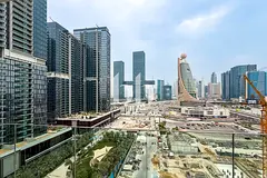 Burj Khalifa View | Mid Floor | Spacious Layout