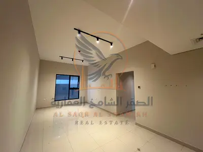 شقه تجاريه استثماريه غرفتين وصاله منطقه الراشديه عجمان سهوله الوصول لمحرج دبي والشارقه