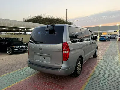 صورة مصغرة 4 لـ 2017 Hyundai GRAND STAREX