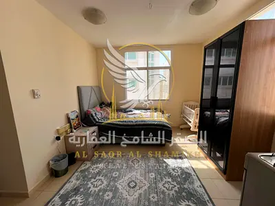 Studio apartment in Al Majara for monthly rent Spacious with central air conditioning and gas open view fully equipped kitchen and ready to move