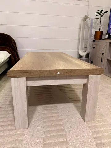 Small wooden side/coffee table in light oak finish