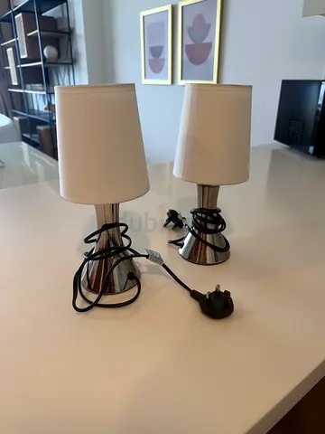 2 bedroom lamps