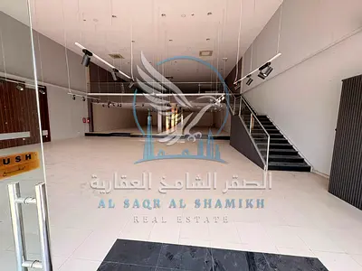 معرض 7500 قدم بالصناعية 4 على الشارع العام مباشرة