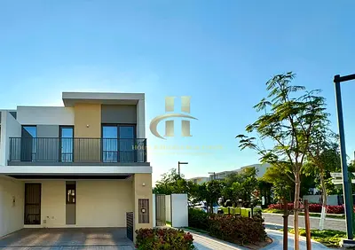 TRUE CORNER | VACANT SOON | PRIME LOCATION