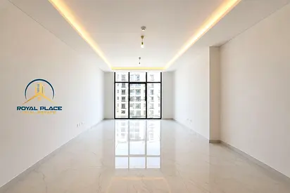 Spacious 2BR| Prime Location | Azizi Central