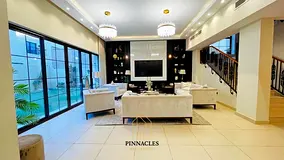 Fully Furnished | Private Garden | 4 BR Villa