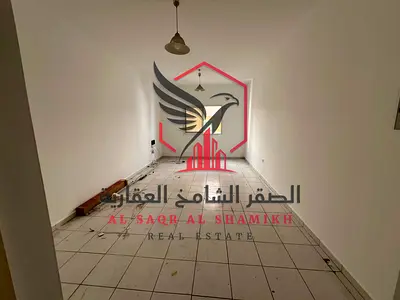 استوديو واسع بإطلالة مفتوحة | خزائن حائط | التعاون