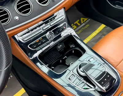 2019 Mercedes-BENZ E-CLASS — миниатюра 16
