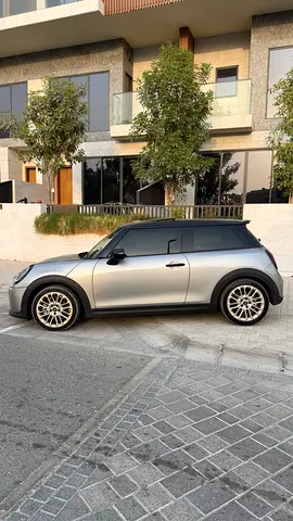 صورة 4 لـ 2025 MINI COOPER