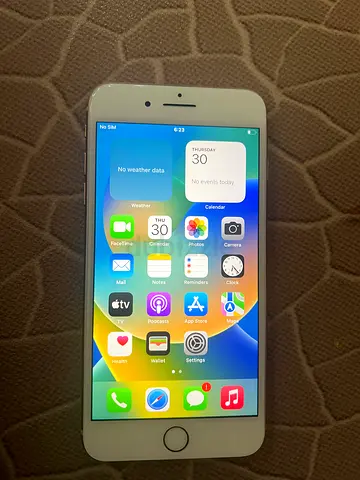 Iphone 8 plus Gold 64 GB