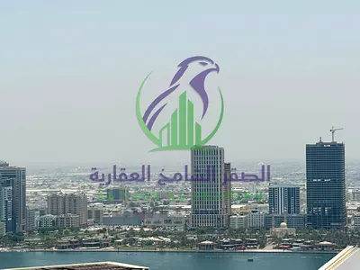 شقة غرفة وصالة واسعة للإيجار بإطلالة بحرية مع بلكونة وباركن  وغرفة خادمة في موقع مميز