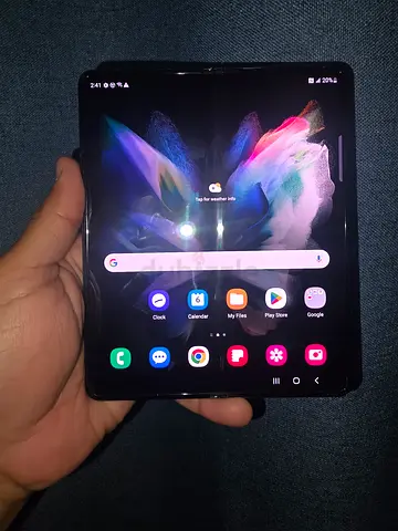 Samsung Galaxy Z Fold 3 5G clean 12/256Gb with 25 wat charger condition 10/8 both screen ok