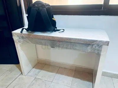 Slim white console table / hallway table - good condition