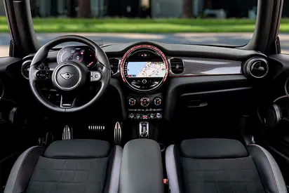صورة 8 لـ 2024 MINI COOPER