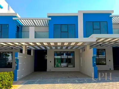 4BR Townhouse| Next to Linear Park| Prime Location