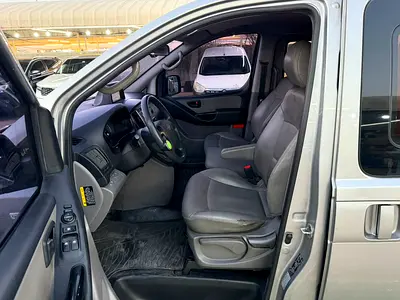 صورة مصغرة 6 لـ 2017 Hyundai GRAND STAREX