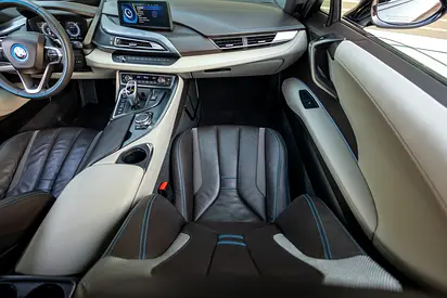 2016 BMW I8 — фото 16