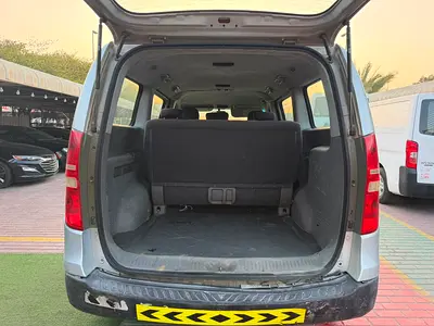 صورة 7 لـ 2009 Hyundai H1