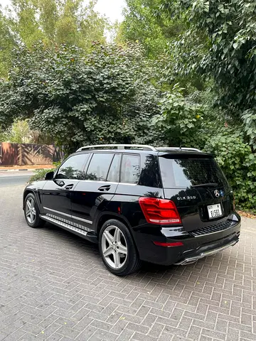 Mercedes-Benz GLK-Class 350 4MATIC 2014 - Excellent Condition, free of accident and paint.