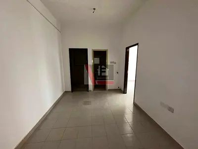 1bhk With Balcony Close To Rolla Bus Stop/Rolla Park Free Parking Outside In Just 22k