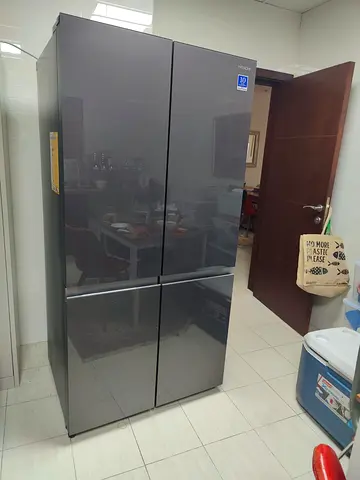 Hitachi latest model 4 door fridge freezer same like new condition perfect working