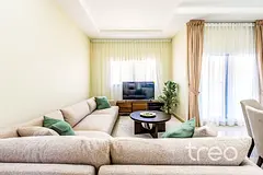 Expansive living|Luxury furnished|Vacant now