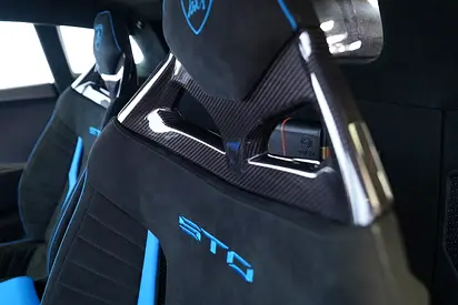 2022 Lamborghini HURACAN — миниатюра 10