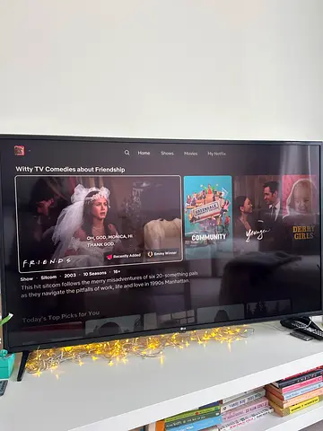 55" Smart LED TV