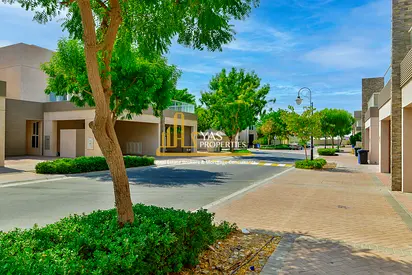 Single Row | Close to pool and park | End unit
