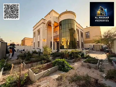6200 sq ft including electricity, water and air conditioning. Freehold ownership for all nationalit