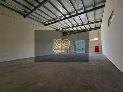 Warehouse for rent in Umm Al-Tha'oub; prime location, 30 kW electricity supply, suitable for all types of activities.
