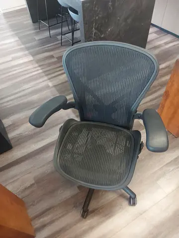 Herman Miller Aeron Office Chair Fully Options With Adjustable Arms and Lumbar Support