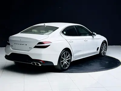 2023 Genesis G70 — фото 8