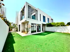 LUXURY 4BHK VILLA WITH GARDEN AND MAID ROOM