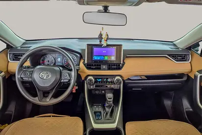 2025 Toyota RAV 4 — фото 9