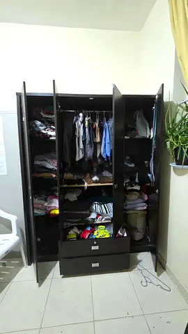 Dark wood 4-door wardrobe with 2 drawers - good condition